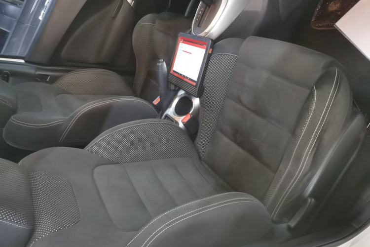 Used Infiniti ESQ 2014 1.6L Spontaneous Edition
