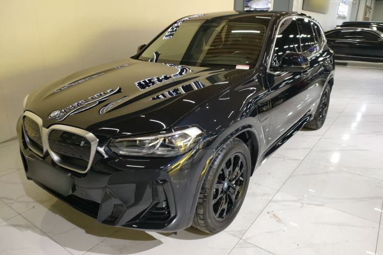 Used BMW iX3 2024 Leading Model
