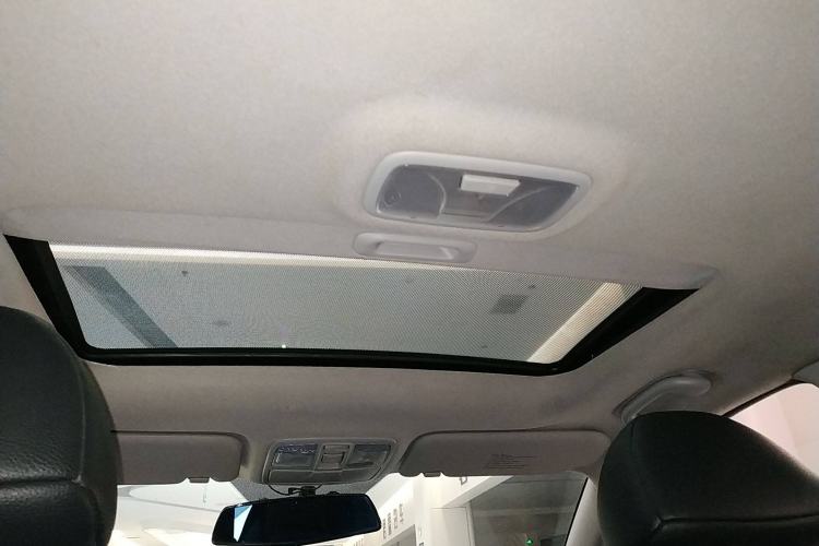 Used Hyundai ix35 2015 2.0L Automatic 2WD Smart Type China IV