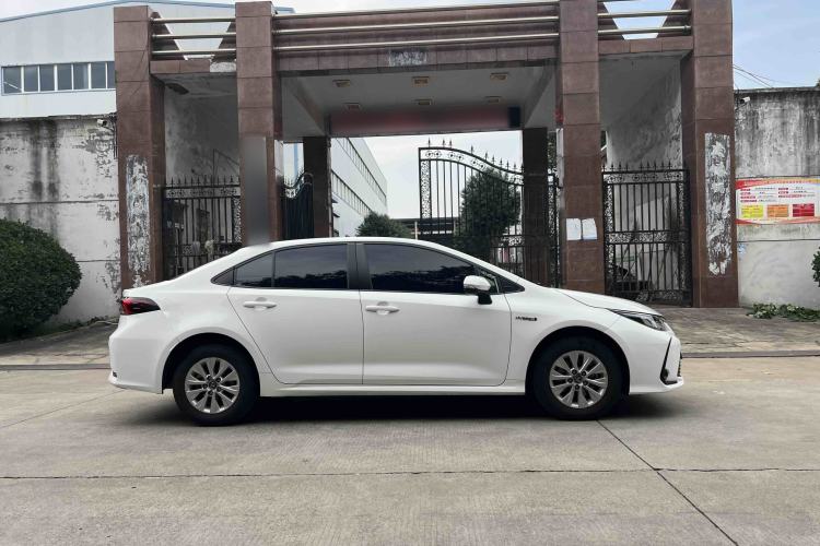Used Toyota Corolla 2021 Dual-Engine 1.8L E-CVT Pioneer Edition

