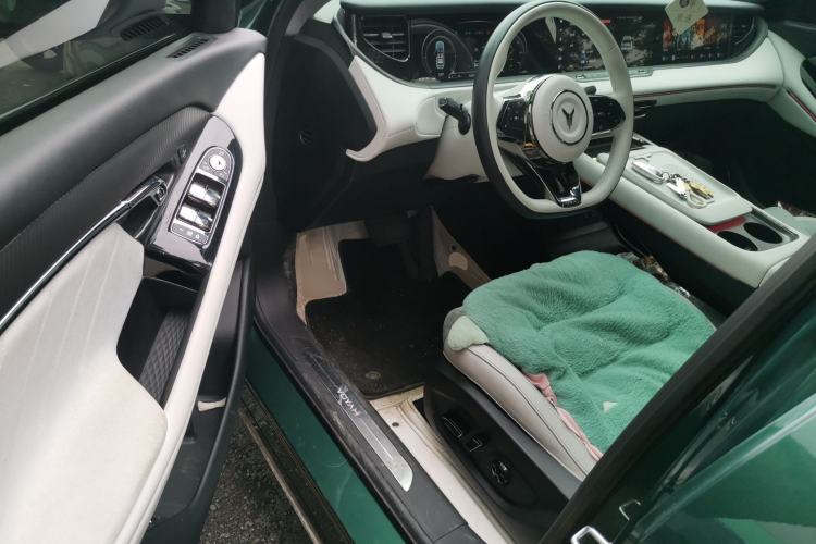 Used VOYAH FREE 2025 318 318 km Rear-Drive Touring Edition
