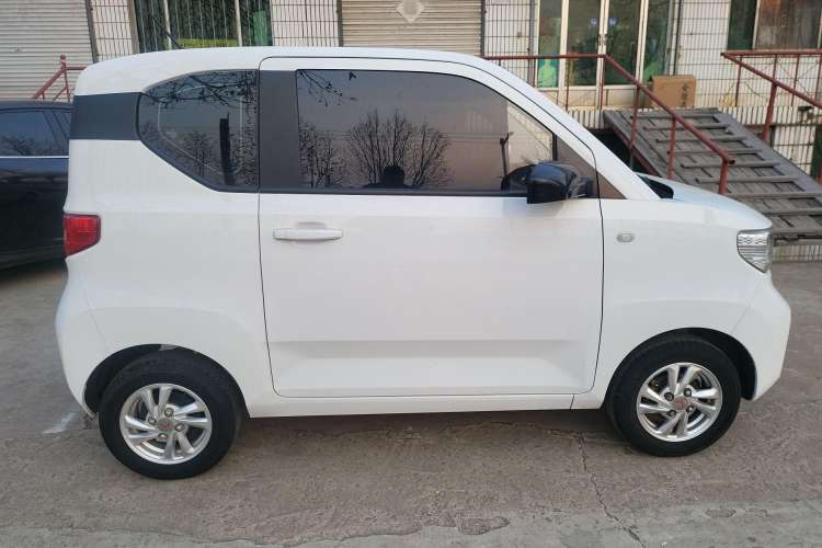 Used Wuling Hongguang MINIEV 2020 Freedom Version Lithium Iron Phosphate
