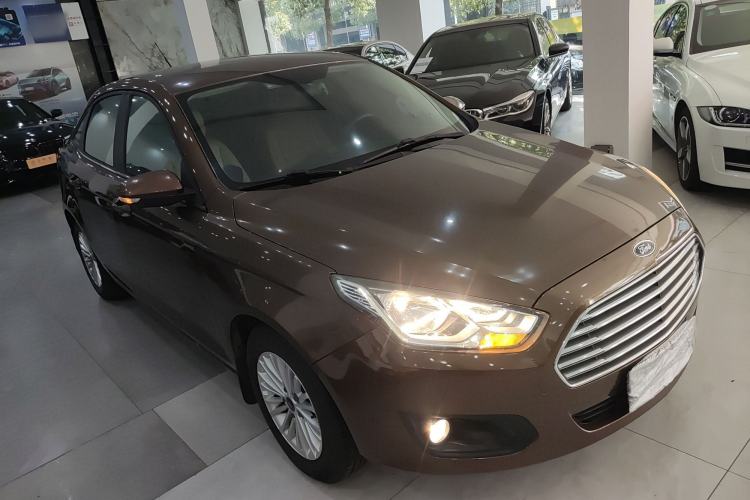 Used Ford Escort 2015 1.5L Automatic Comfort Model
