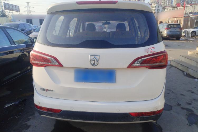 Used Baojun 730 2019 1.5L Manual Fashion Model 7-seater National V