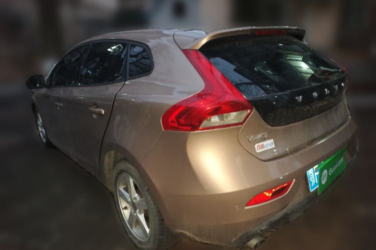 Used Volvo V40 2016 T3 Zhiyi Edition