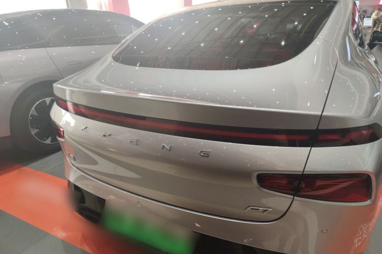 Used XPeng P7 2024 P7i 550 Pro
