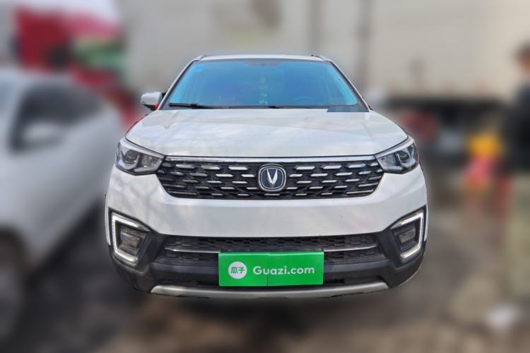 Used Changan CS55 2019 1.5T Manual Colorful Model China VI Standard
