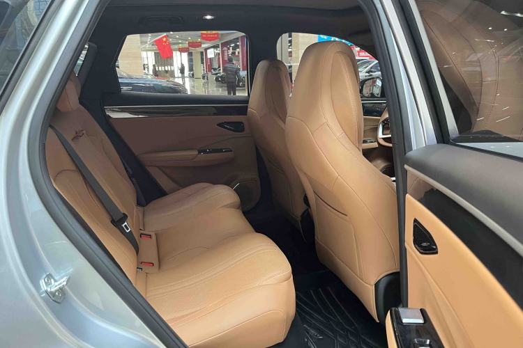 Used  L7 2025 EM-i 115km Exploration+ Edition