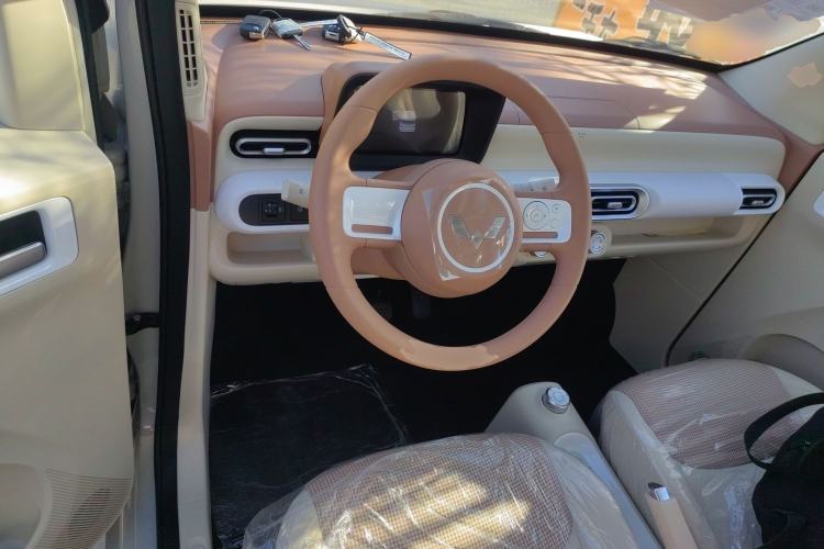 Used Wuling Hongguang MINIEV 2024 3rd Generation 215km Youth Edition