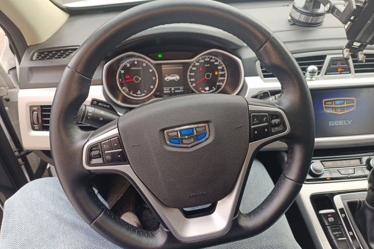 Used Geely Auto Emgrand X7 Sport 2016 1.8TD Automatic ZhiShang Model
