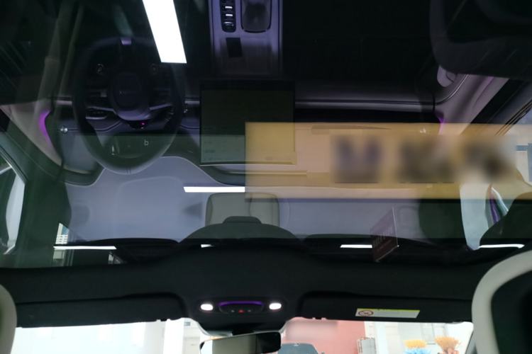 Used  SU7 2024 Rear-Drive Ultra-Long Range Advanced Pro-Level Intelligent Driving Version
