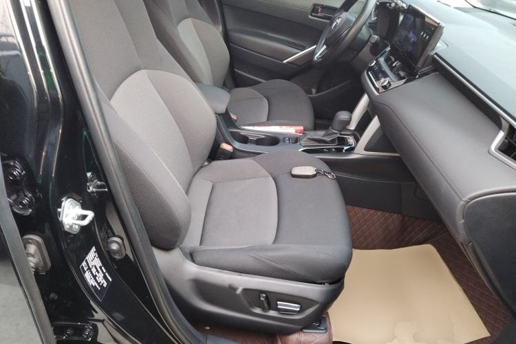 Used Toyota FRONTLANDER 2023 2.0L CVT Leading Edition
