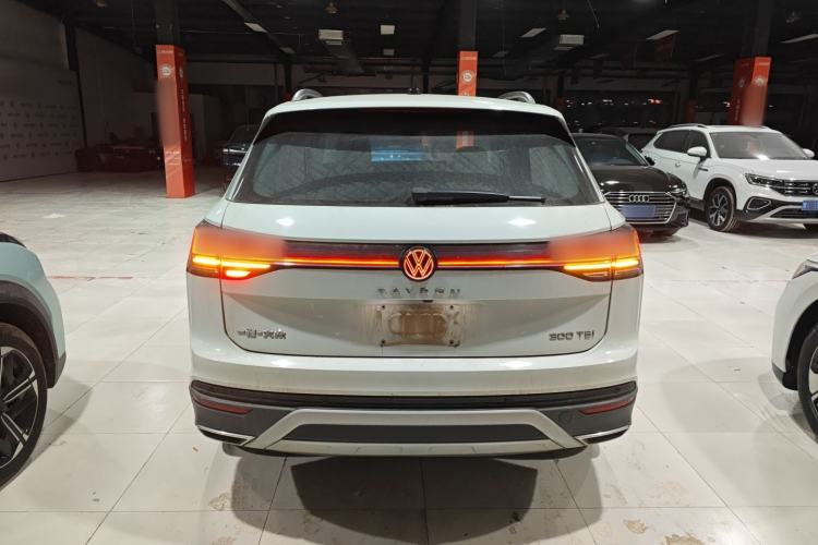 Used Volkswagen Tayron 2023 300TSI Two-Wheel-Drive Luxury Plus Advanced Edition
