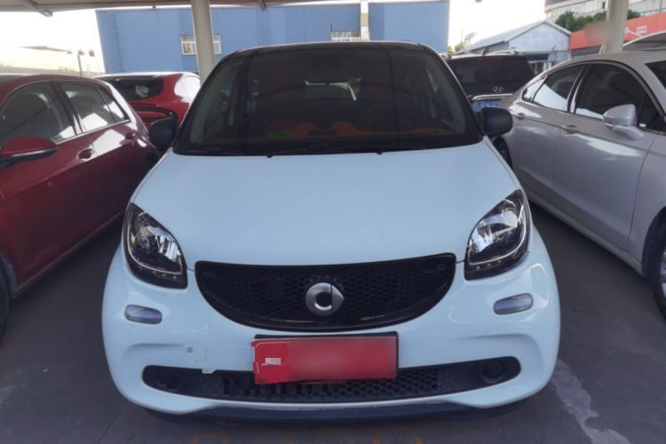 Used  forfour 2016 1.0L 52 kW Passion Edition
