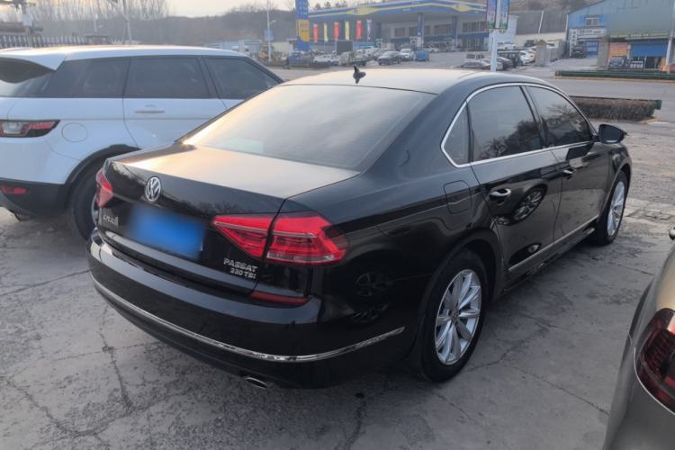 Used Volkswagen Passat 2017 330TSI DSG Luxury Edition
