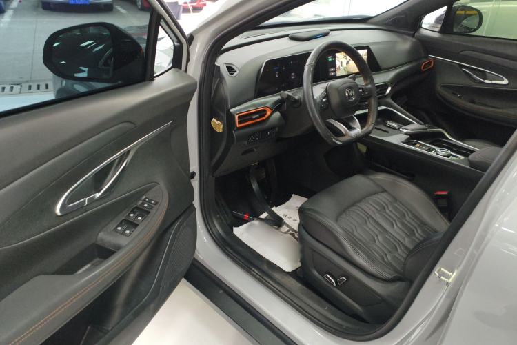 Used Changan UNI-T 2022 1.5T Prestige Version
