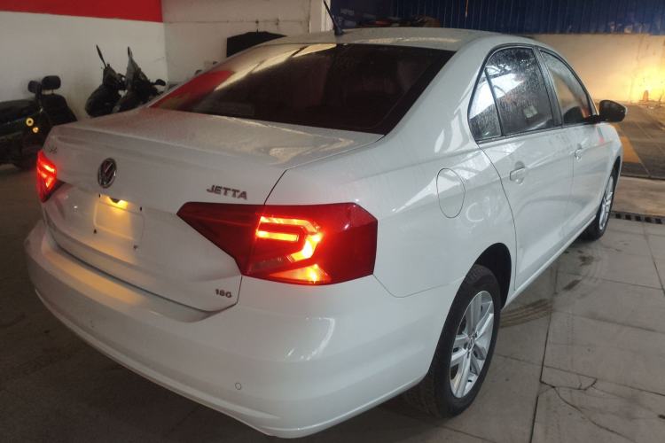 Used Volkswagen Jetta 2019 Dream Edition 1.5L Automatic Fashionable Version
