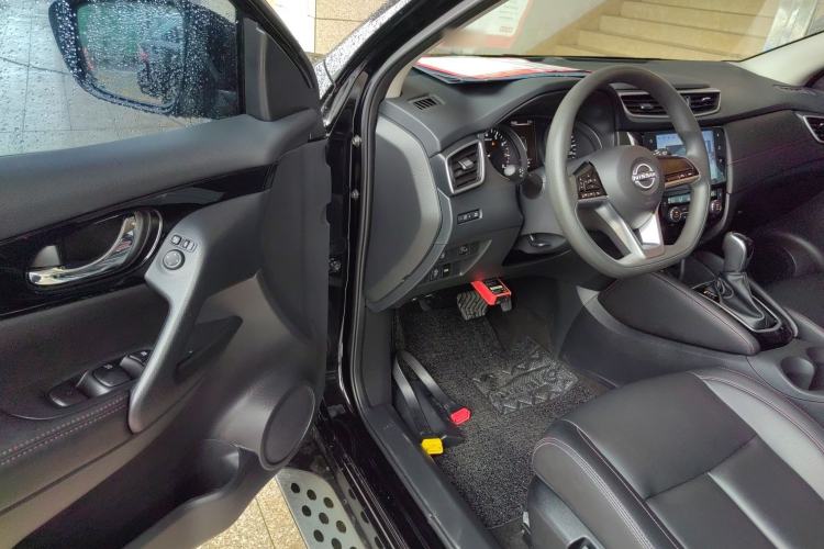 Used Nissan Qashqai 2023 Classic 2.0L CVT XV Comfort Edition
