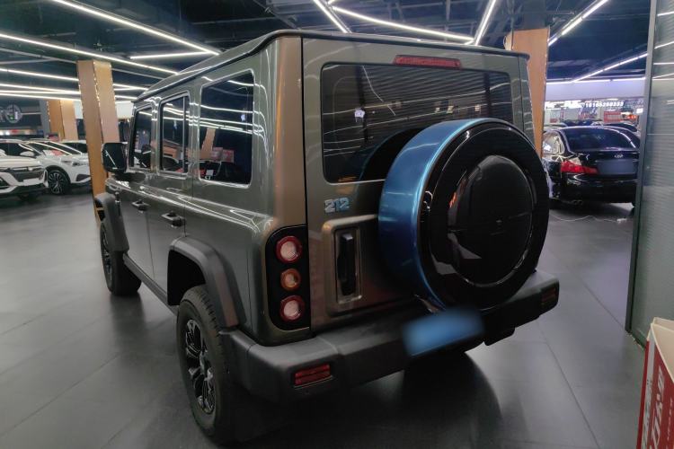 Used 212 T01 2024 2.0T Explorer