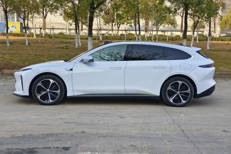 Used Nio ET5T 2024 75kWh Touring
