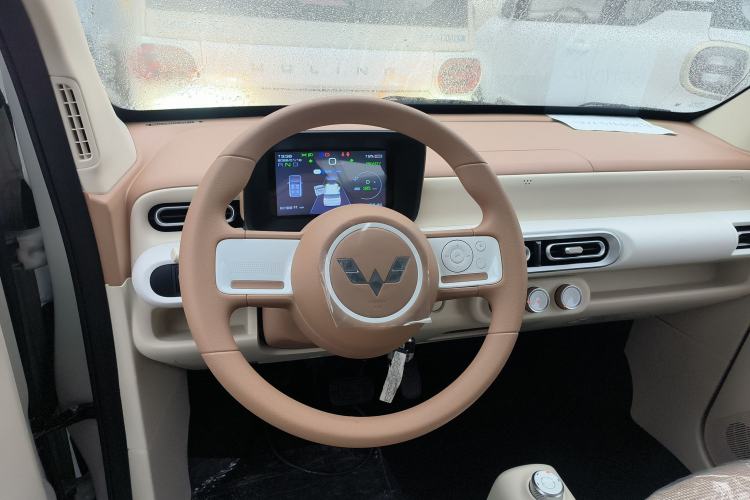 Used Wuling Hongguang MINIEV 2024 3rd Generation 215km Youth Edition