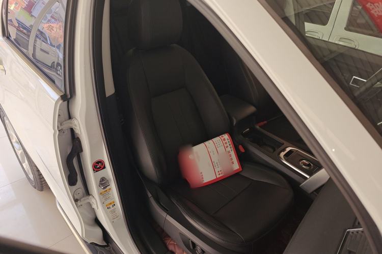 Used Land Rover Discovery Sport 2018 240 PS HSE Version