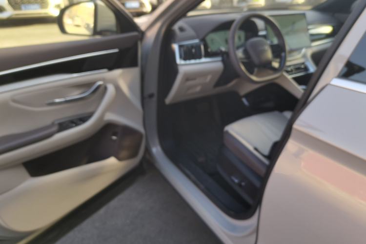 Used BYD Song PLUS New Energy 2025 EV Intelligent Driving Version 520km Premium Model
