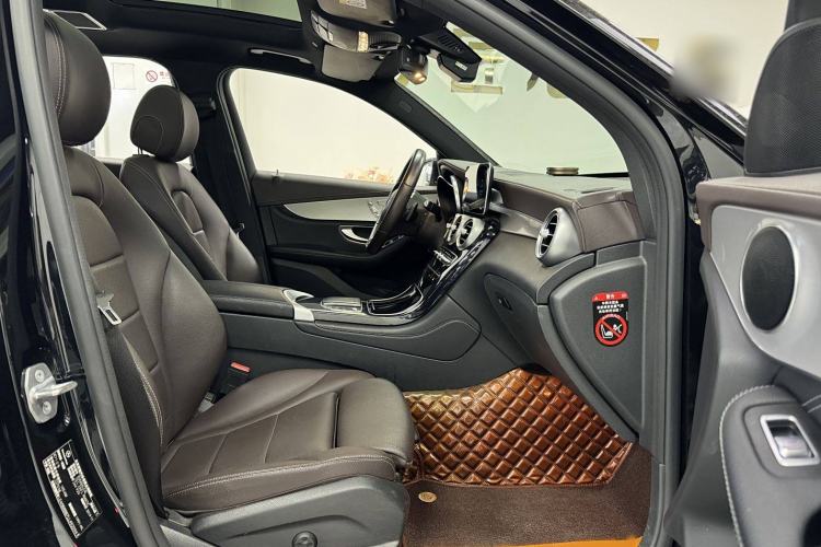 Used Mercedes-Benz GLC 2020 GLC 260 L 4MATIC Dynamic Model
