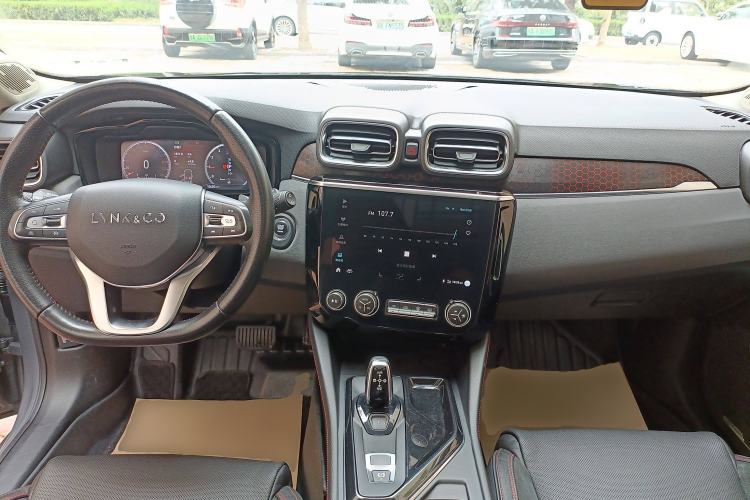 Used Lynk & Co 02 2018 1.5T DCT Two-Wheel Drive Pro Version China V Emission Standard
