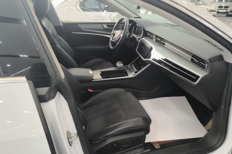 Used Audi A7L 2022 45 TFSI S-line Dream-Building Crystal Flow Package