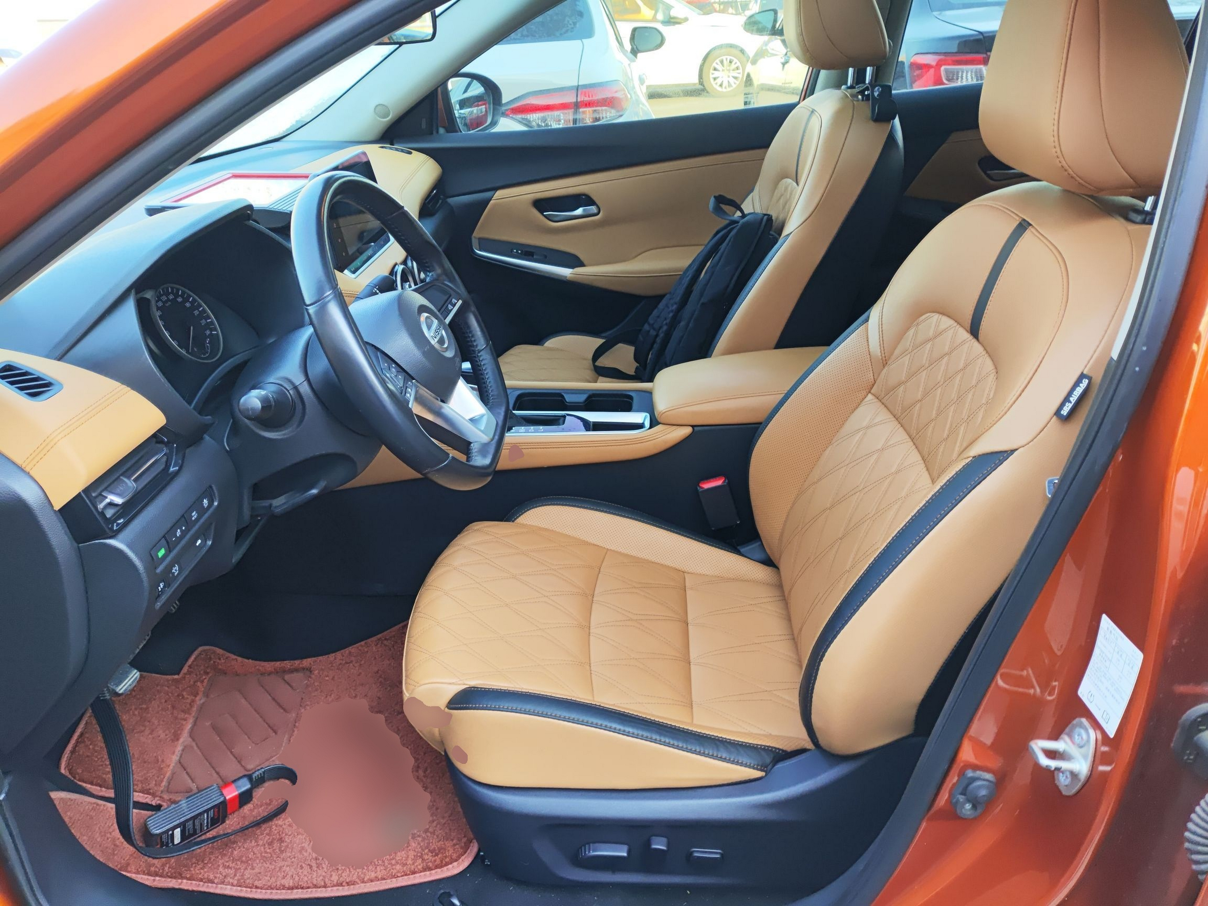 Переднее сиденье в автомобиле