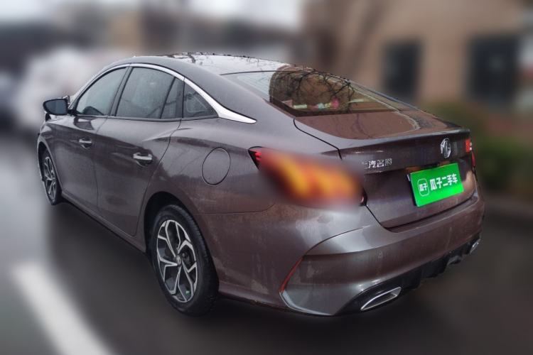 Used MG 5 2022 180 DVVT CVT Youth Luxury Edition
