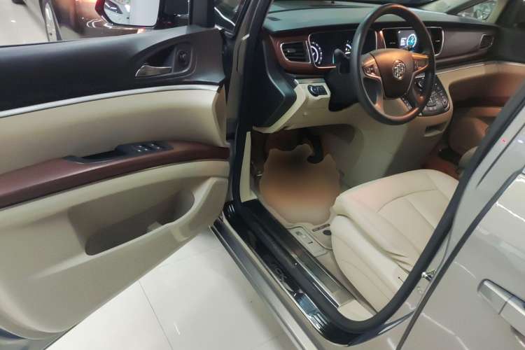 Used Buick GL8 2017 25S Comfort Version China V Standard