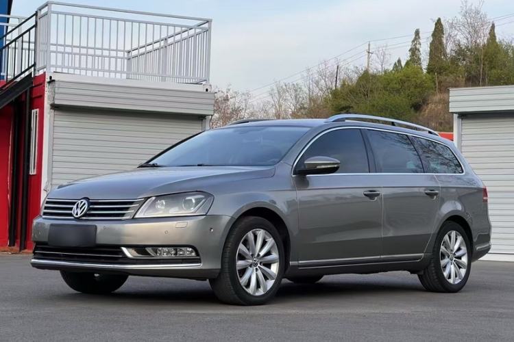 Used Volkswagen Magotan 2012 Travel Edition 2.0 TSI Luxury Version