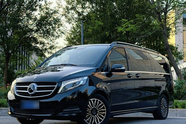 Used Mercedes-Benz V-Class 2017 V 260 L Prestige Extended Edition