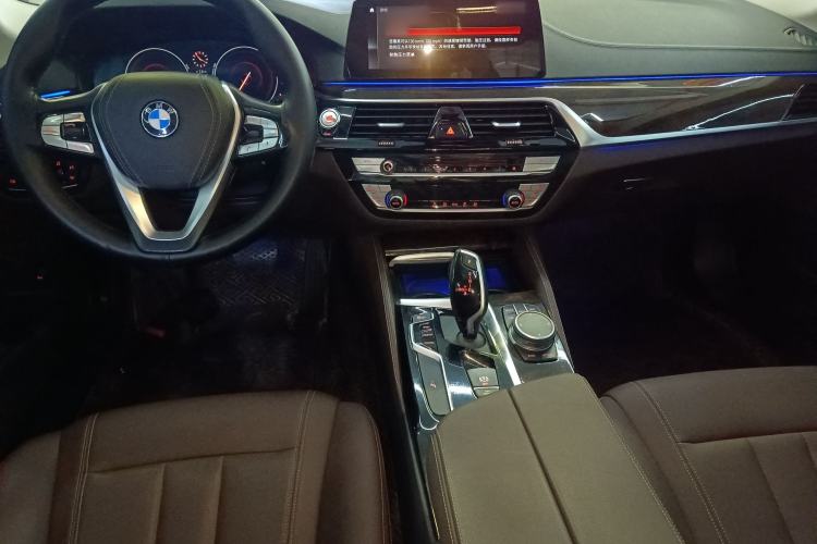 Used BMW 5 Series 2019 Facelifted 525Li Luxury Package
