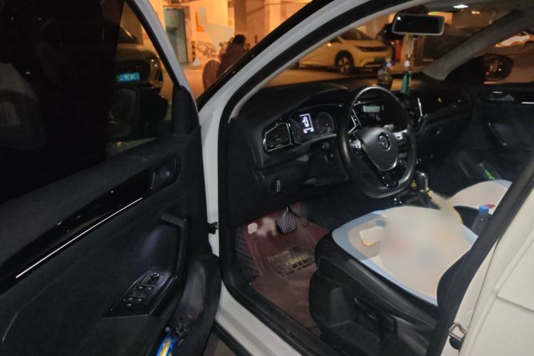 Used Volkswagen T-ROC 2018 280TSI DSG Two-Wheel-Drive Comfort Version China V Standard