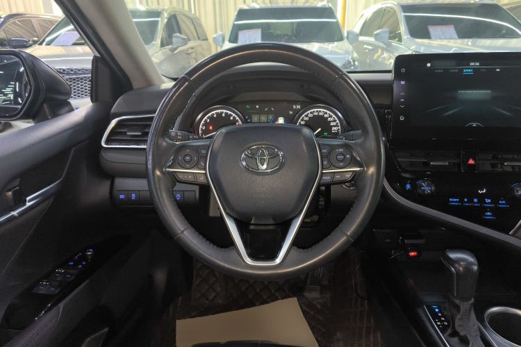 Used Toyota Camry 2021 2.0G Luxury Edition