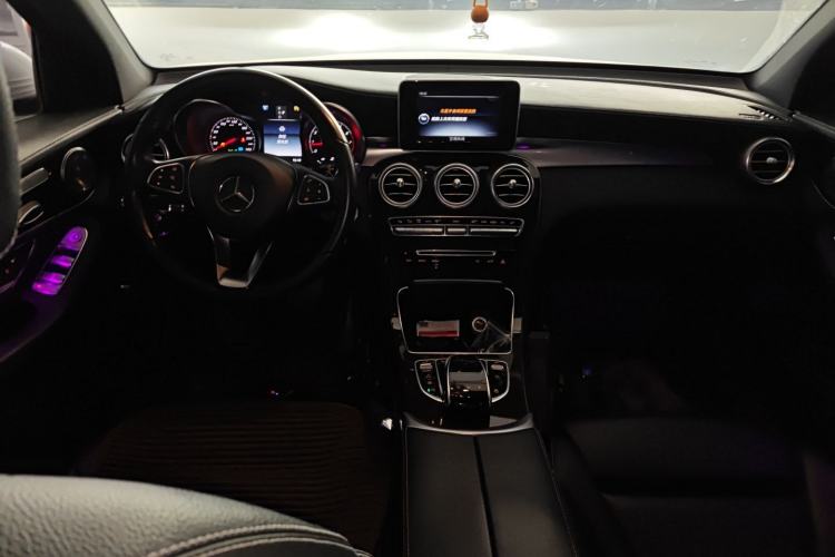 Used Mercedes-Benz GLC 2016 GLC 260 4MATIC Dynamic Edition
