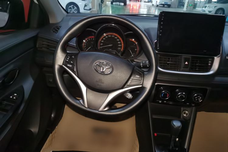 Used Toyota YARiS L 2022 X-Trail 1.5L CVT Leading PLUS Edition
