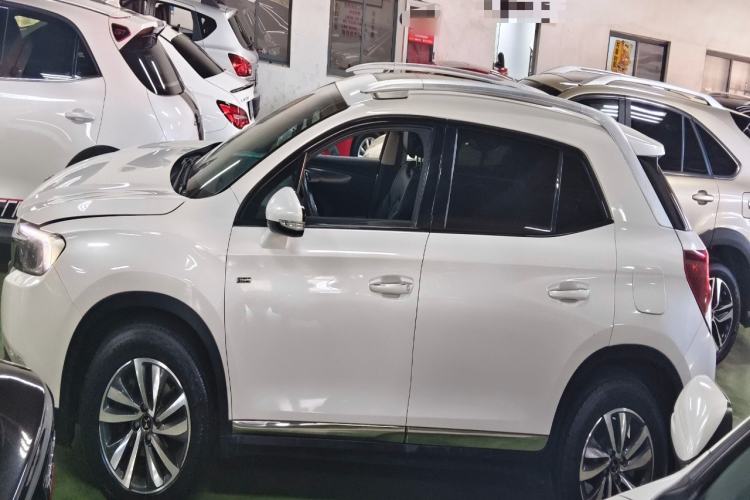 Used  6 2014 1.6T Luxury Edition THP160
