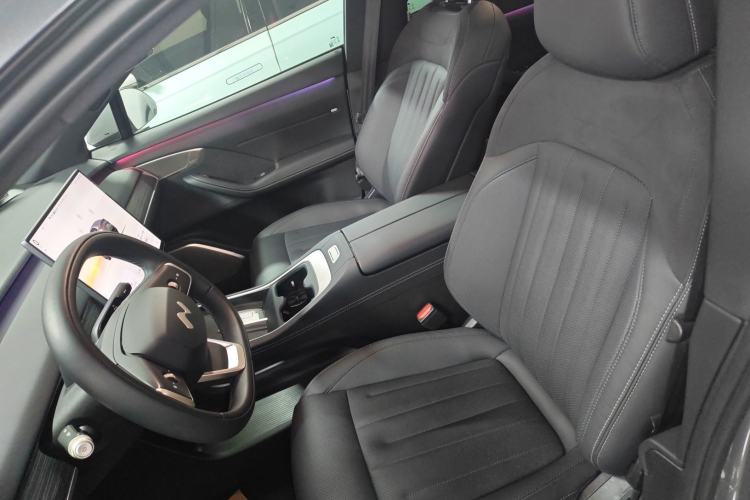 Used ONVO L60 2024 60 kWh Rear-Drive Version