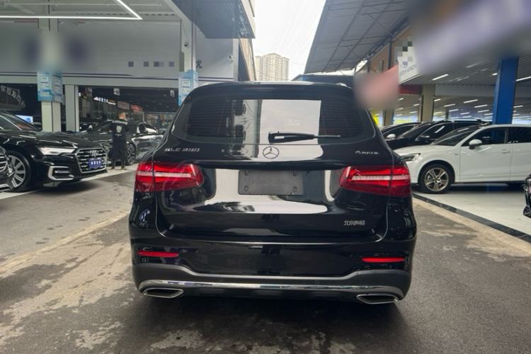 Used Mercedes-Benz GLC 2017 GLC 260 4MATIC Luxury Model
