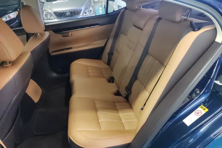 Used Lexus ES 2015 200 Elite Edition
