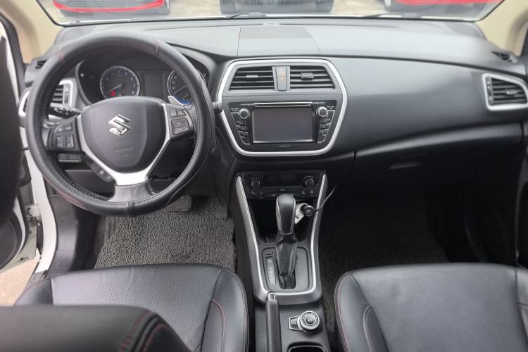 Used Suzuki S-Cross 2014 1.6L CVT Four-Wheel Drive Luxury Version
