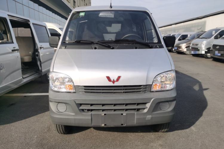 Used Wuling Zhiguang 2023 1.5L Utility Version with Enclosed Windows 2 Seats