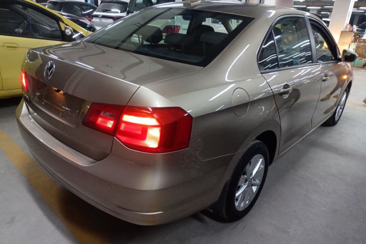 Used Volkswagen Jetta 2015 Zhuihui Edition 1.6L Manual Comfort Model