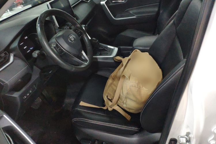 Used Toyota RAV4 2021 2.0L CVT Two-Wheel Drive Fashion Edition
