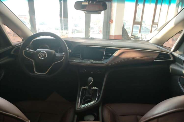 Used Buick GL6 2018 18T 6-Seater Luxury Model
