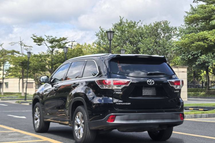 Used Toyota Highlander 2017 2.0T Two-Wheel Drive Elite Edition 5 Seats
